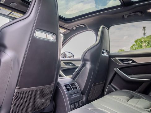 Used 2024 Jaguar F-PACE R-Dynamic S AWD/4WD image 21