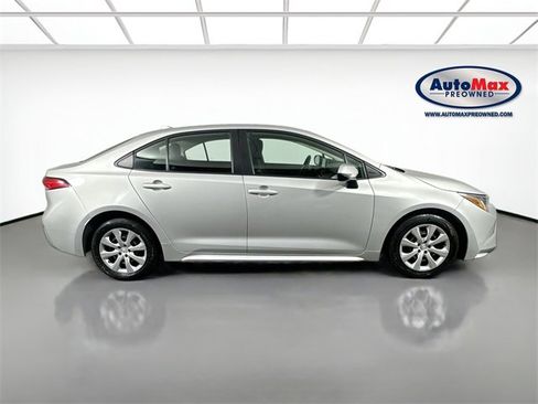 Used 2023 Toyota Corolla LE image 9