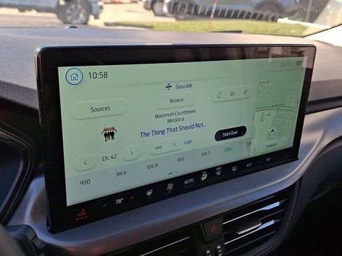 New 2026 Ford Escape SE image 13