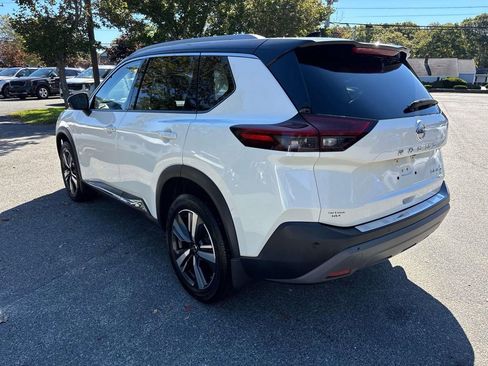 Used 2021 Nissan Rogue SL w/ Premium Package image 5