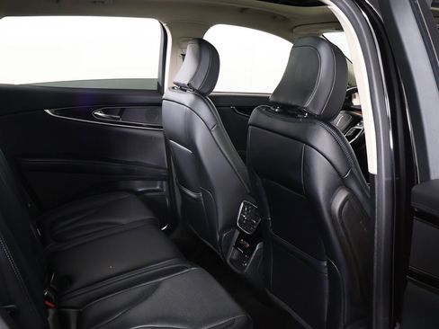 Used 2022 Lincoln Nautilus Reserve image 31