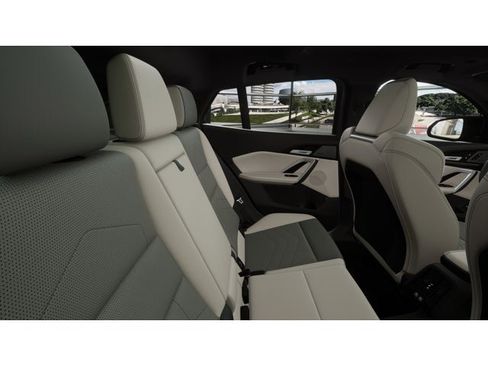 New 2026 BMW X2 xDrive28i w/ Technology Package AWD/4WD image 12
