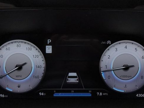 Certified 2024 Hyundai Palisade Limited FWD image 23
