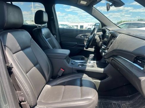 Used 2023 Chevrolet Traverse LT AWD/4WD image 11