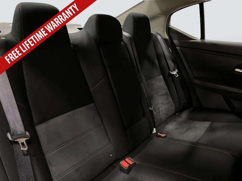 Used 2025 Nissan Sentra SR FWD image 29