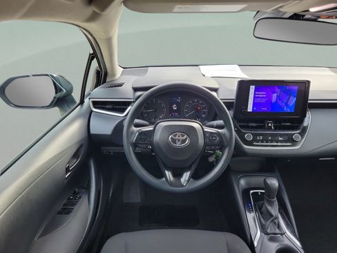 Used 2024 Toyota Corolla LE FWD image 18