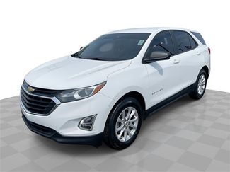 Used 2020 Chevrolet Equinox LS image 1