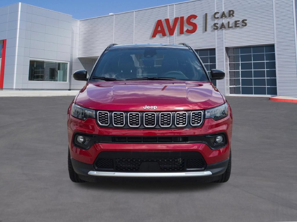 Used 2025 Jeep Compass Limited AWD/4WD image 2