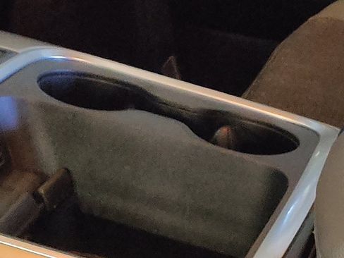 Used 2020 RAM 1500 Classic SLT w/ Luxury Group image 26