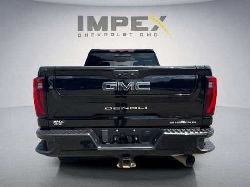 Used 2024 GMC Sierra 2500 Denali Ultimate AWD/4WD image 4