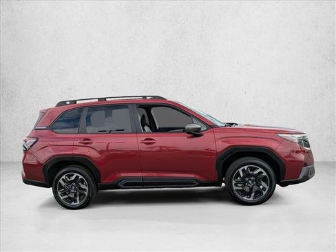 Used 2025 Subaru Forester Limited AWD/4WD image 5