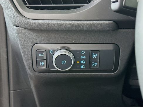Used 2022 Ford Escape Titanium FWD image 17