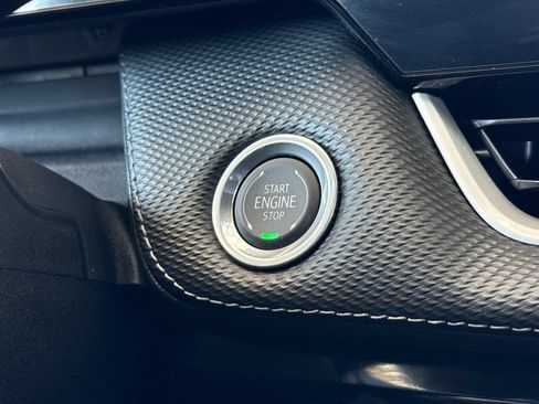 Used 2026 Chevrolet Equinox LT w/ Safety and Technology Package FWD image 34