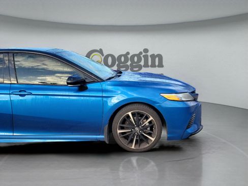 Used 2020 Toyota Camry XSE image 30