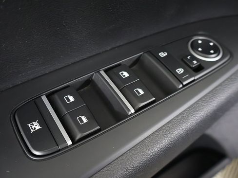 Used 2024 Kia Forte LXS image 33