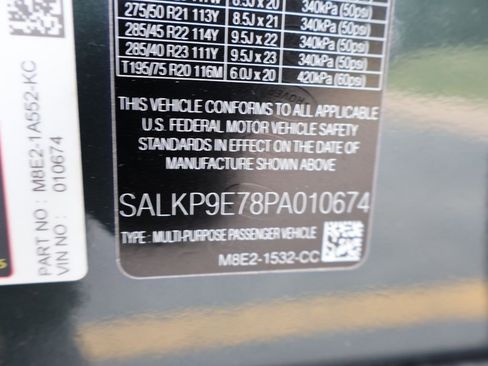 Certified 2023 Land Rover Range Rover SE image 40