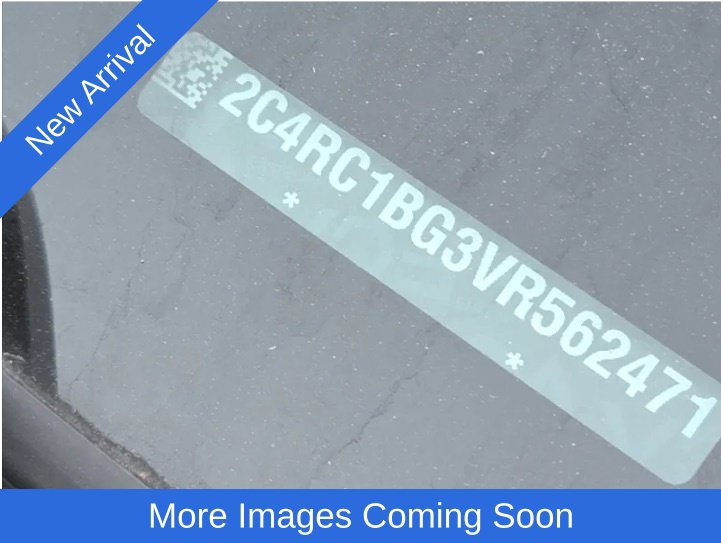 Used 2027 Chrysler Pacifica Select FWD image 12