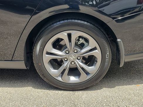 Used 2024 Honda Accord EX image 5
