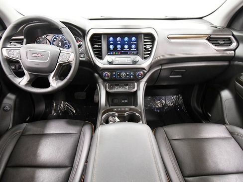 Used 2023 GMC Acadia AT4 w/ GMC Pro Grade Package AWD/4WD image 3