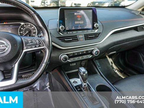 Used 2022 Nissan Altima 2.5 SR w/ Midnight Edition Package image 33