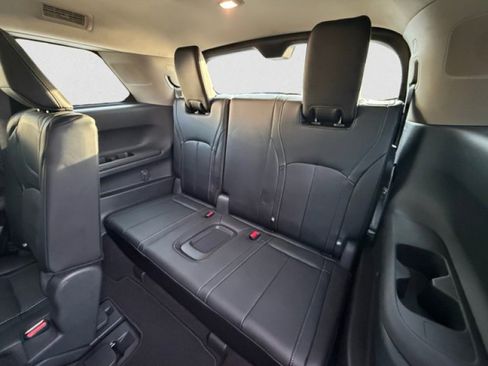 Certified 2023 INFINITI QX60 Luxe w/ Vision Package image 19