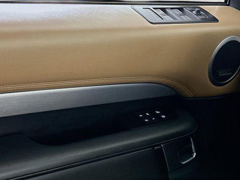 Used 2023 Land Rover Discovery HSE R-Dynamic image 14