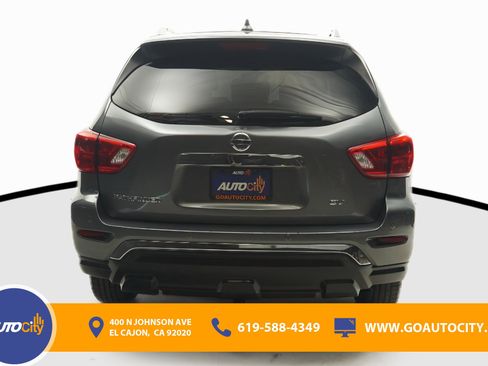 Used 2020 Nissan Pathfinder SV image 12