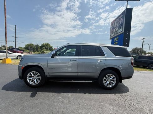 Used 2024 Chevrolet Tahoe Premier w/ Premium Package AWD/4WD image 7