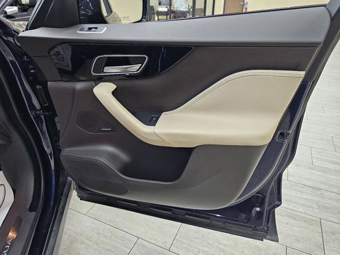 Used 2018 Jaguar F-PACE Prestige AWD/4WD image 42
