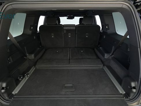 Used 2025 Rivian R1S Adventure image 8