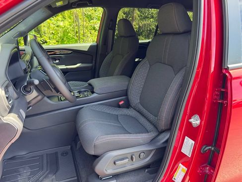 New 2026 Honda Pilot Sport image 11