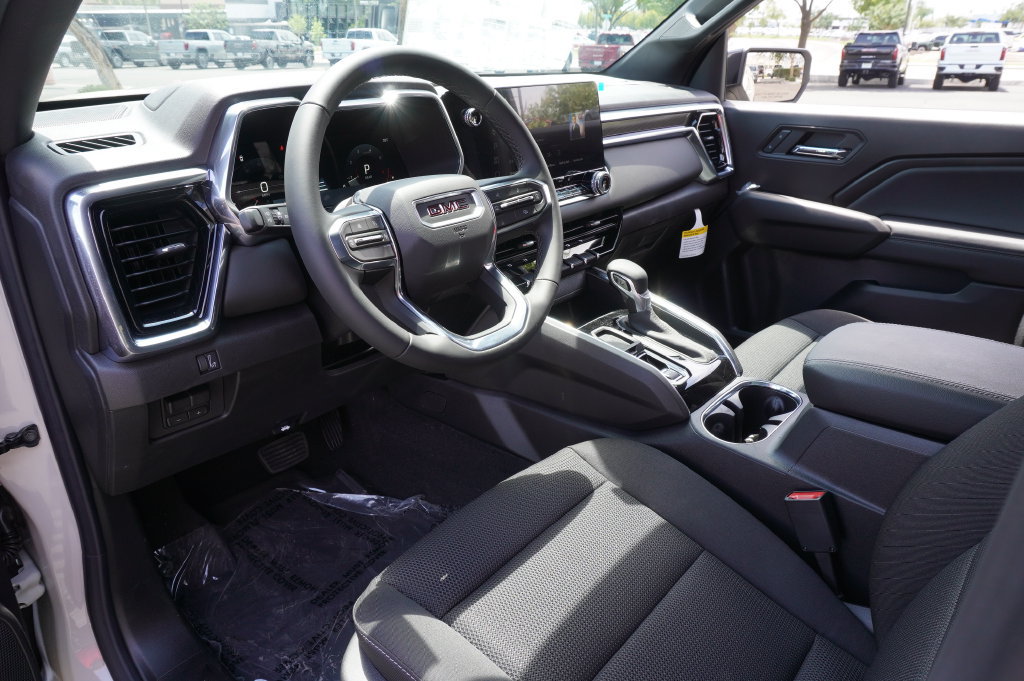 New 2026 GMC Canyon Elevation w/ Convenience Package RWD image 18