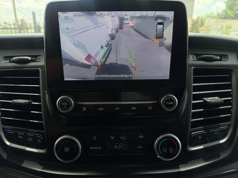 Used 2021 Ford Transit 350 XLT RWD image 9