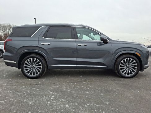 Used 2025 Hyundai Palisade Calligraphy image 7