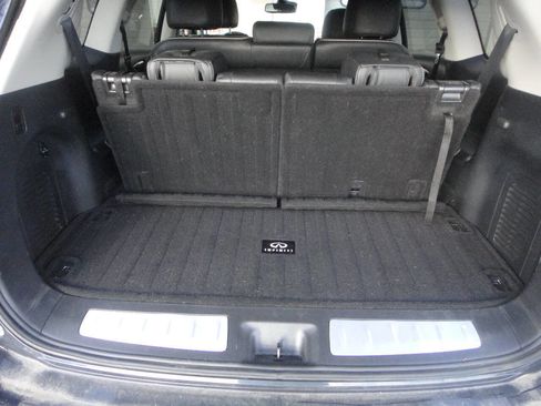 Used 2019 INFINITI QX60 Luxe w/ Essential Package image 14