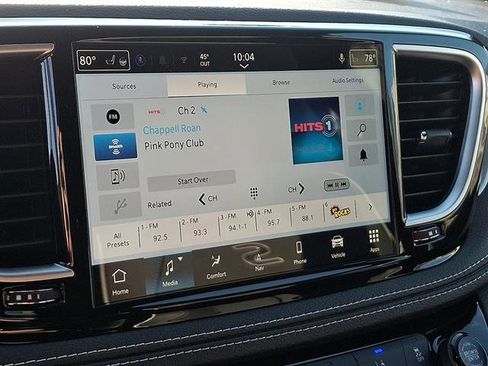 New 2026 Chrysler Pacifica Limited w/ S Appearance Package image 14