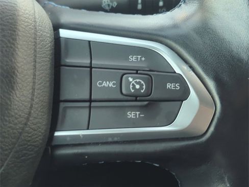 Certified 2022 Jeep Compass Latitude w/ Convenience Group image 22