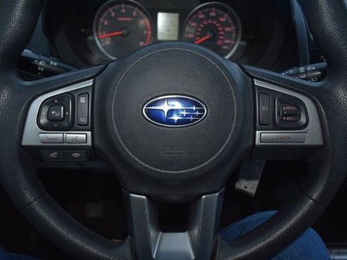 Used 2018 Subaru Forester 2.5i Premium w/ All-Weather Package image 18