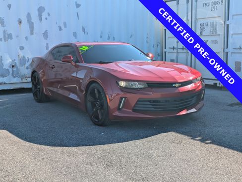 Used 2018 Chevrolet Camaro LT RWD image 2