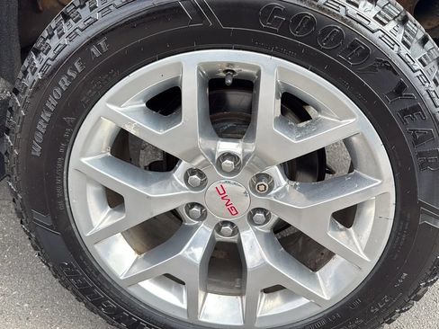 Used 2018 GMC Sierra 1500 SLT w/ SLT Premium Package AWD/4WD image 6