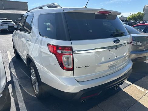Used 2015 Ford Explorer Limited w/ Equipment Group 302A FWD image 5