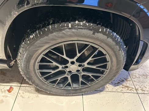 Used 2022 Mercedes-Benz GLS 450 4MATIC image 23