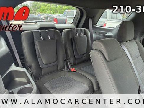 Used 2013 Ford Explorer XLT FWD image 20