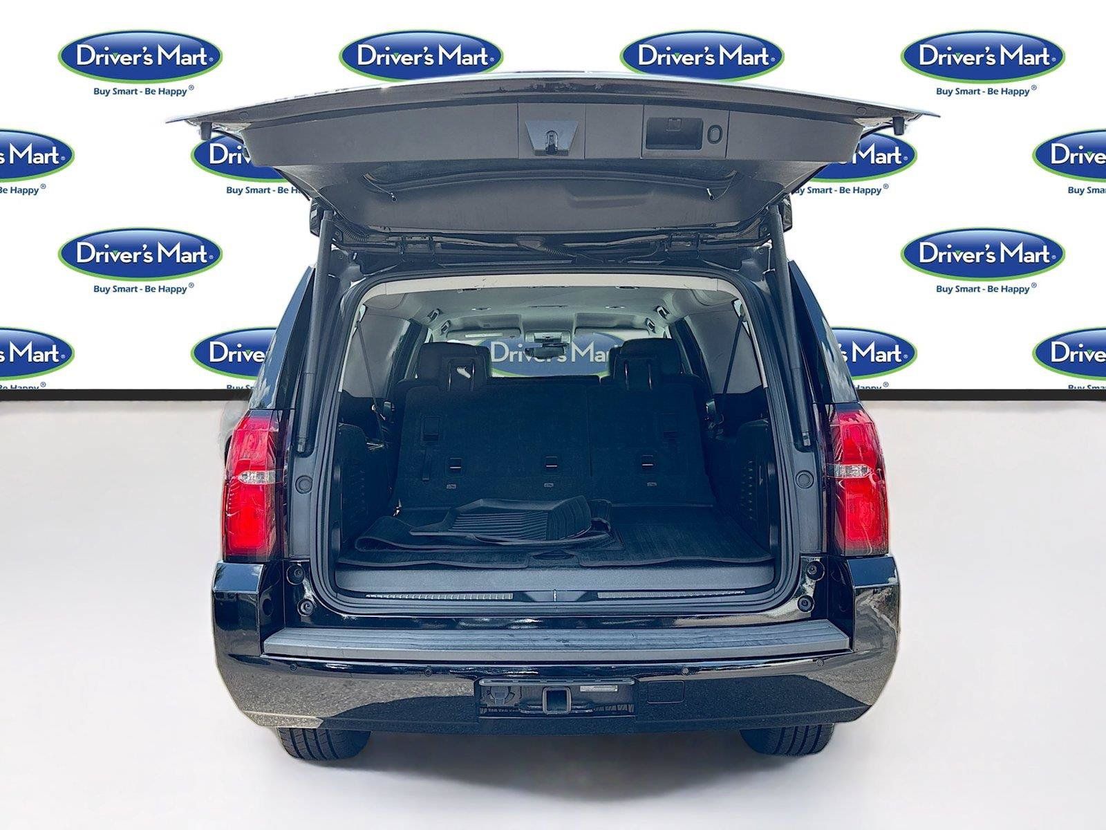 Used 2020 Chevrolet Suburban LT RWD image 27