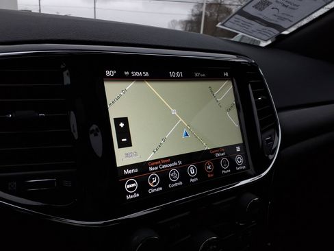 Used 2022 Jeep Grand Cherokee Laredo X image 19