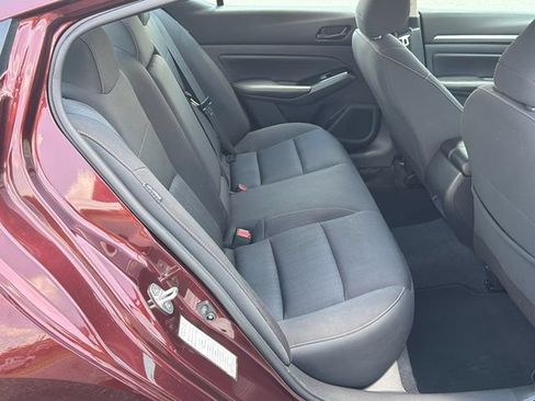 Used 2023 Nissan Altima 2.5 SV FWD image 15