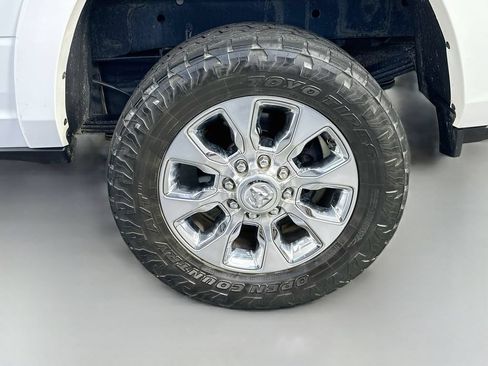 Used 2022 RAM 3500 Limited AWD/4WD image 34