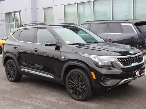 Used 2023 Kia Seltos Nightfall Edition AWD/4WD image 1