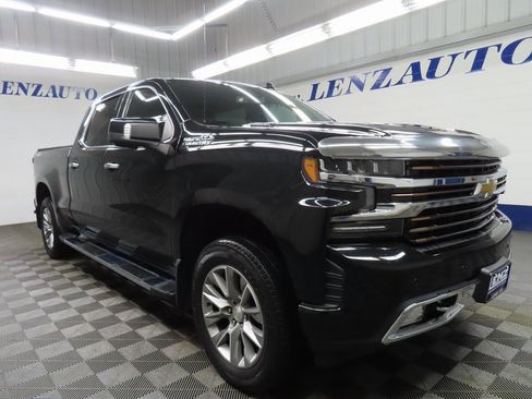 Used 2020 Chevrolet Silverado 1500 High Country image 3