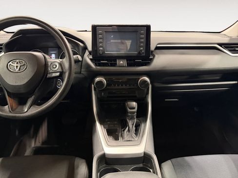 Used 2019 Toyota RAV4 LE w/ Carpet Mat Package FWD image 11